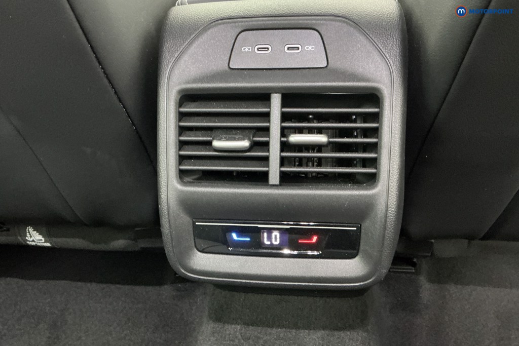 Volkswagen Passat Life Automatic Petrol Estate - Stock Number (1611409) - 15th supplementary image