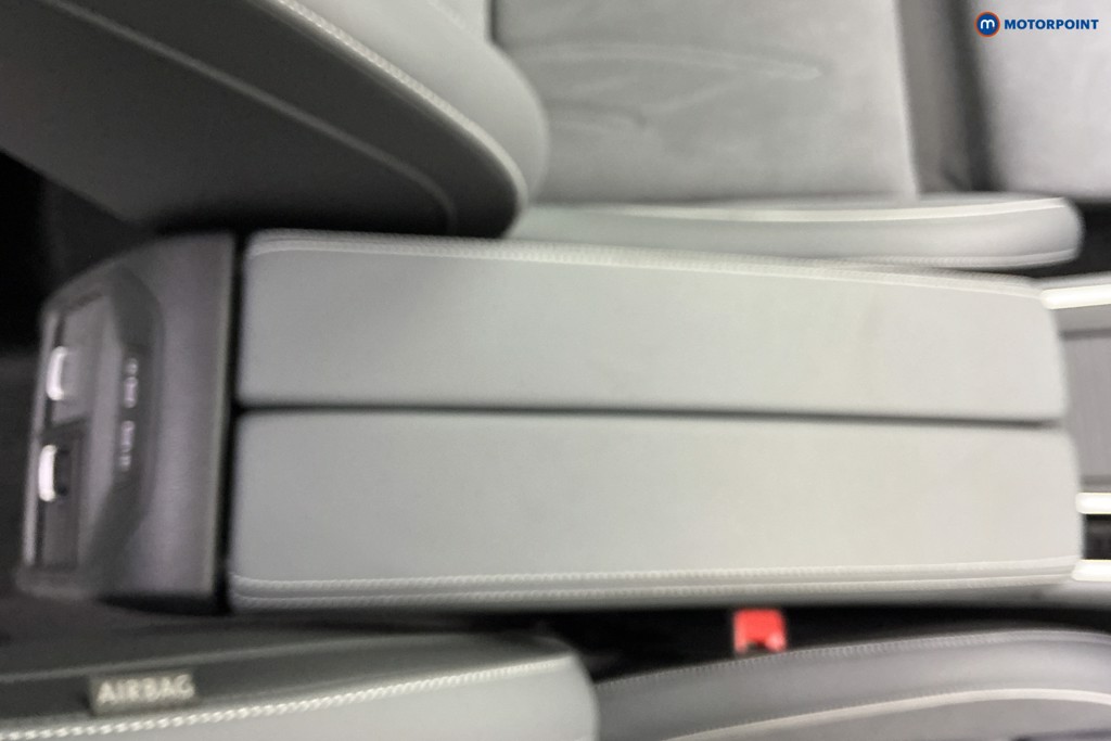 Volkswagen Passat Life Automatic Petrol Estate - Stock Number (1611409) - 17th supplementary image