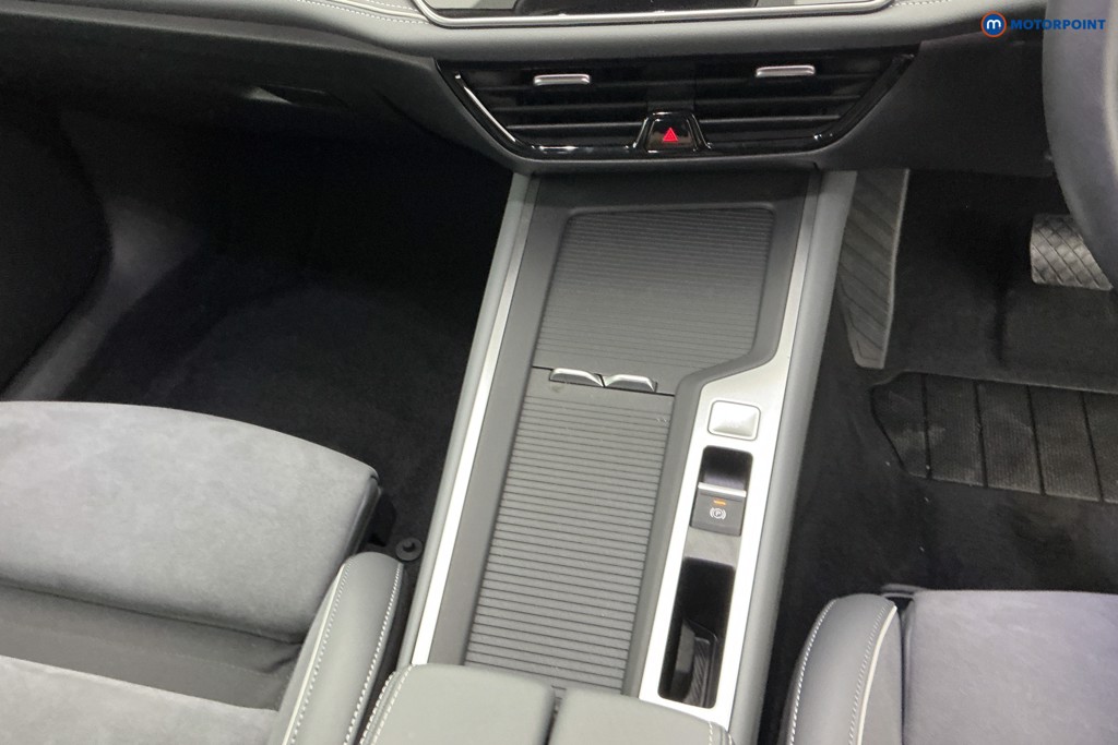 Volkswagen Passat Life Automatic Petrol Estate - Stock Number (1611409) - 21st supplementary image