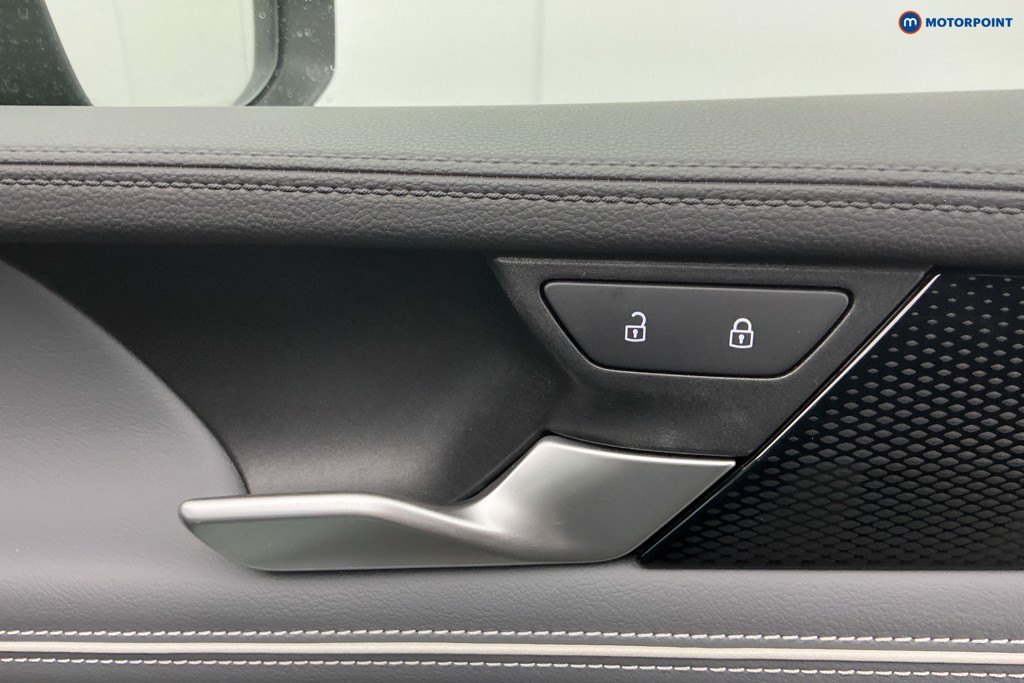 Volkswagen Passat Life Automatic Petrol Estate - Stock Number (1611409) - 31st supplementary image