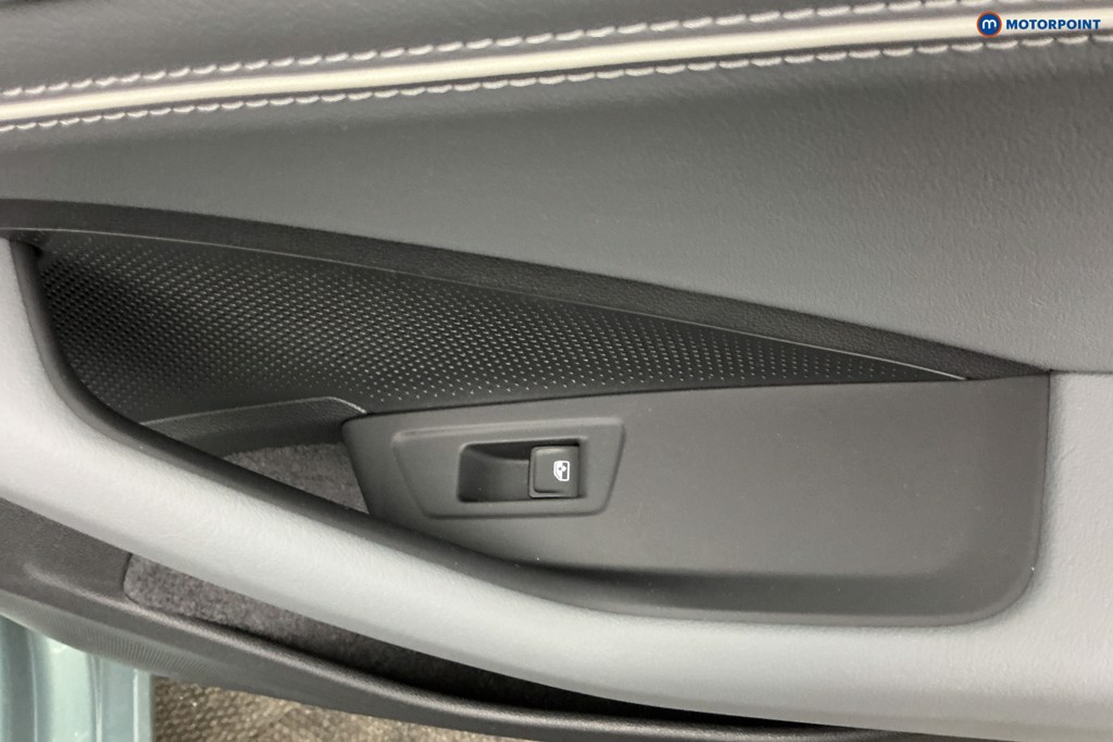 Volkswagen Passat Life Automatic Petrol Estate - Stock Number (1611409) - 34th supplementary image