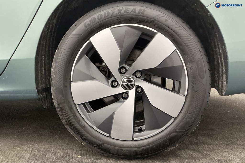 Volkswagen Passat Life Automatic Petrol Estate - Stock Number (1611409) - 41st supplementary image