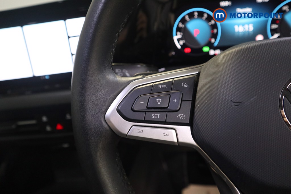 Volkswagen Golf Style Automatic Petrol Hatchback - Stock Number (1612108) - 5th supplementary image