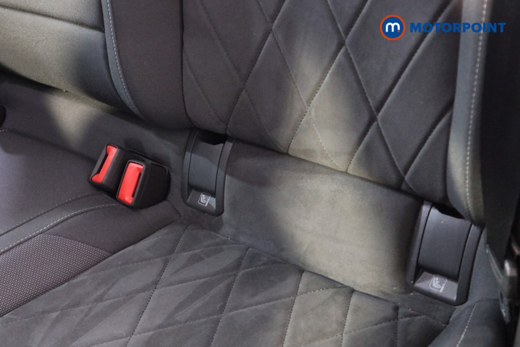 Volkswagen Golf Style Automatic Petrol Hatchback - Stock Number (1612108) - 17th supplementary image