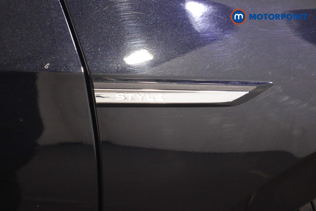 Volkswagen Golf Style Automatic Petrol Hatchback - Stock Number (1612108) - 29th supplementary image