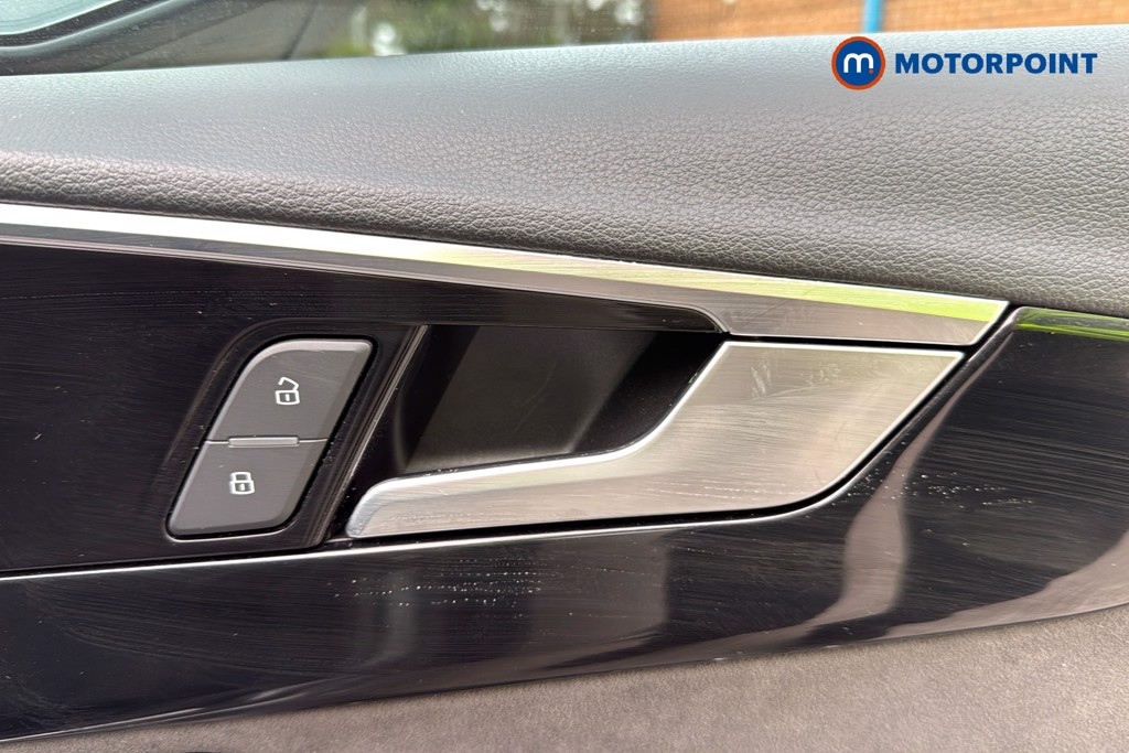 Audi A4 Black Edition Automatic Petrol Saloon - Stock Number (1613512) - 42nd supplementary image