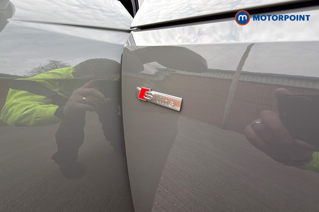 Audi A4 Black Edition Automatic Petrol Saloon - Stock Number (1613512) - 46th supplementary image