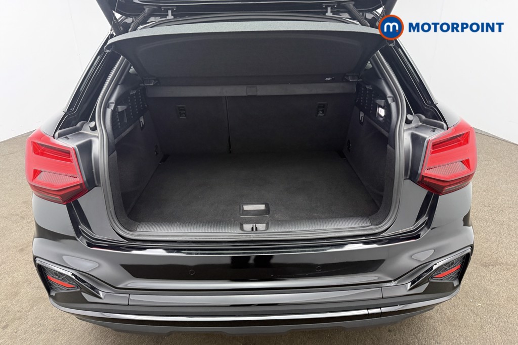 Audi Q2 Black Edition Manual Petrol SUV - Stock Number (1613631) - 5th supplementary image