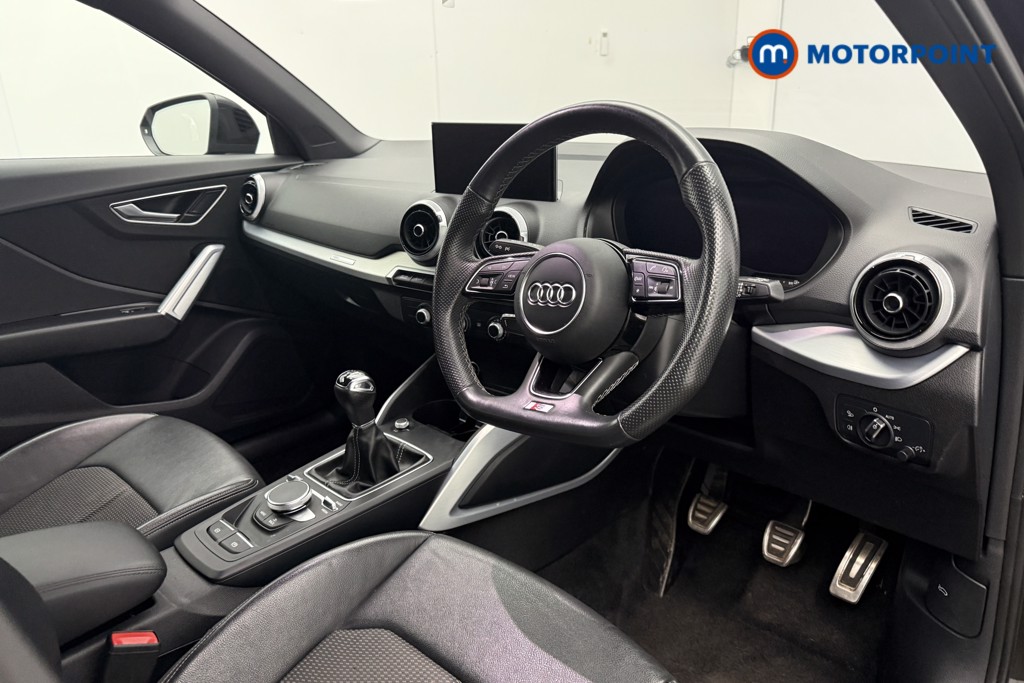 Audi Q2 Black Edition Manual Petrol SUV - Stock Number (1613631) - 6th supplementary image