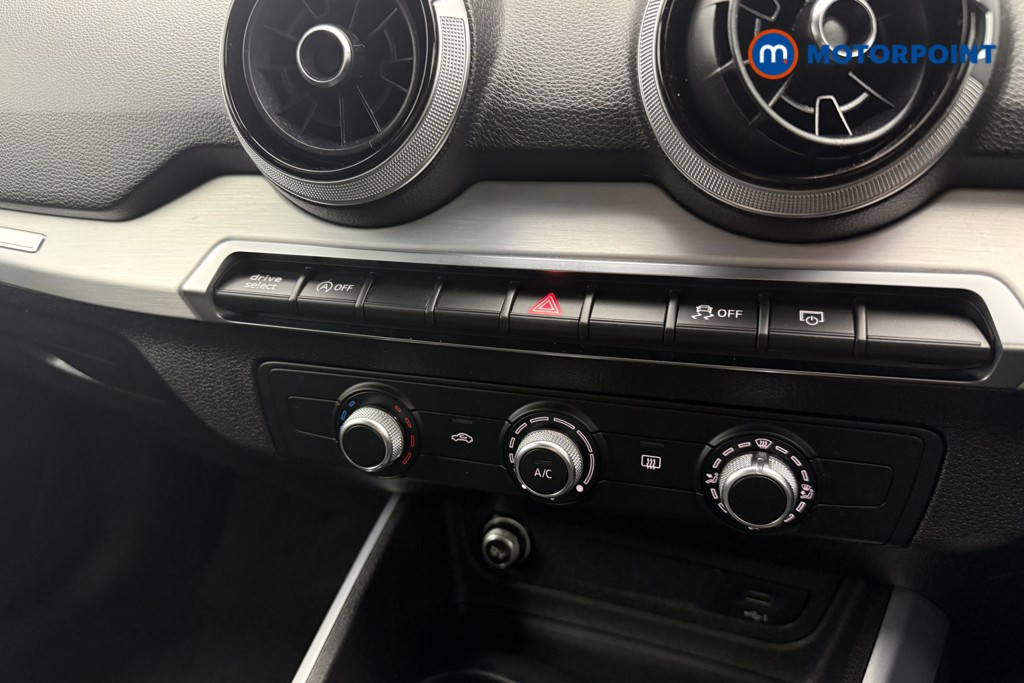 Audi Q2 Black Edition Manual Petrol SUV - Stock Number (1613631) - 12th supplementary image