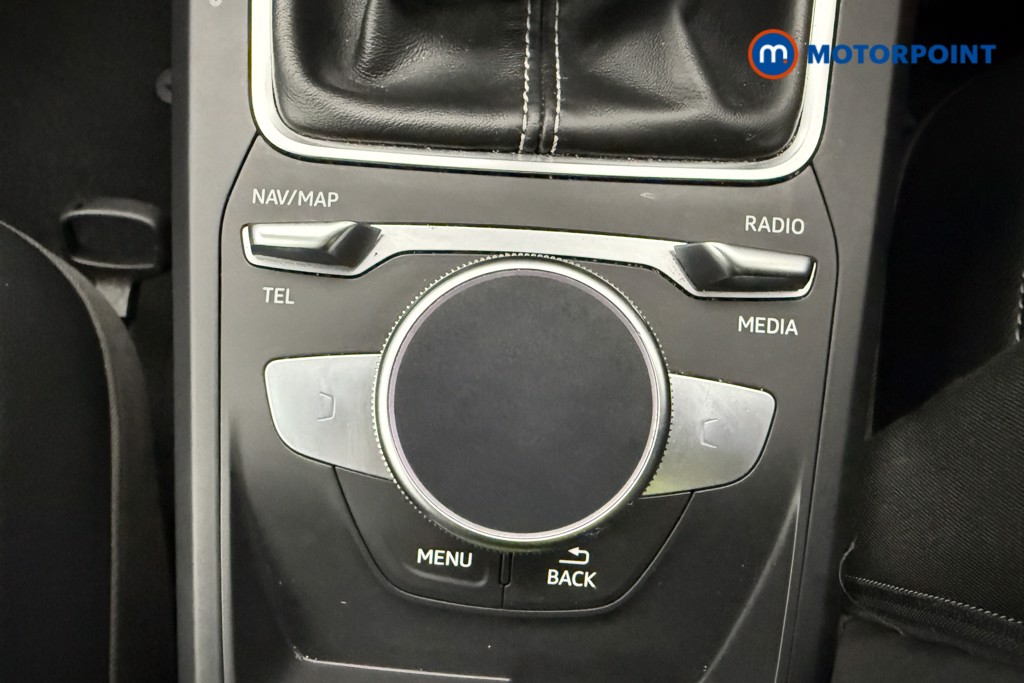 Audi Q2 Black Edition Manual Petrol SUV - Stock Number (1613631) - 15th supplementary image