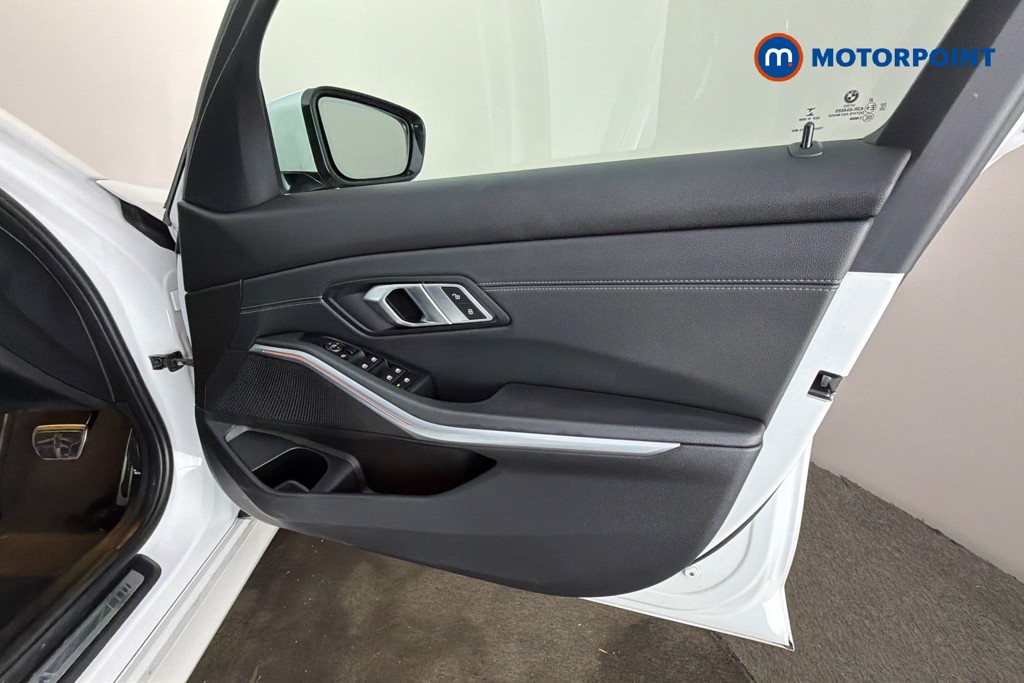 BMW 3 Series M Sport Automatic Petrol Saloon - Stock Number (1616029) - 19th supplementary image