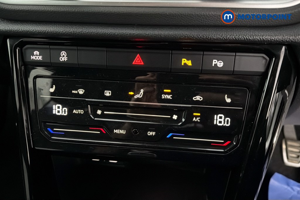 Volkswagen T-Roc R-Line Manual Petrol SUV - Stock Number (1616169) - 12th supplementary image