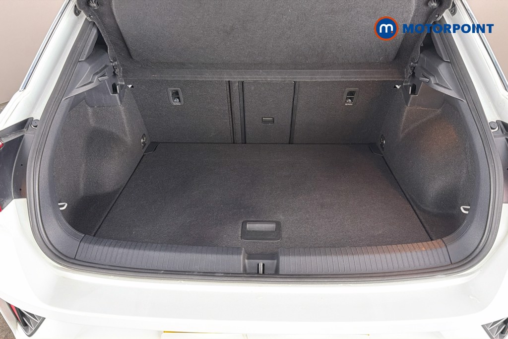 Volkswagen T-Roc R-Line Manual Petrol SUV - Stock Number (1616169) - 33rd supplementary image