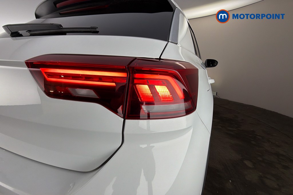 Volkswagen T-Roc R-Line Manual Petrol SUV - Stock Number (1616169) - 38th supplementary image
