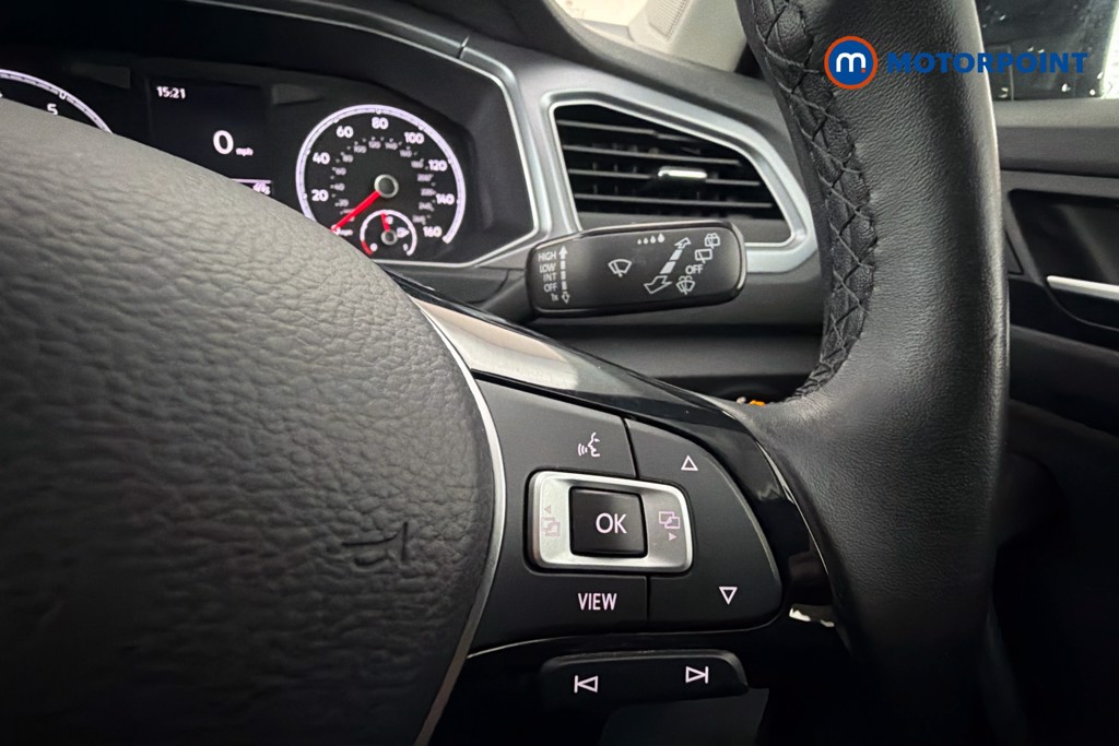 Volkswagen T-Roc Active Manual Petrol SUV - Stock Number (1616277) - 4th supplementary image