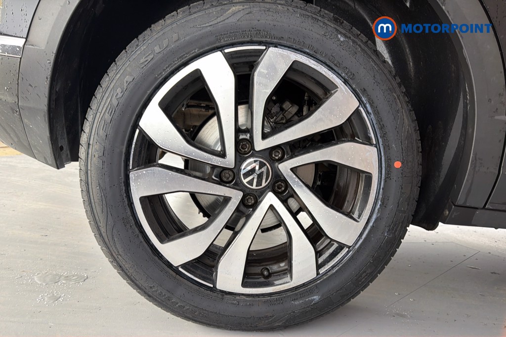 Volkswagen T-Roc Active Manual Petrol SUV - Stock Number (1616277) - 49th supplementary image