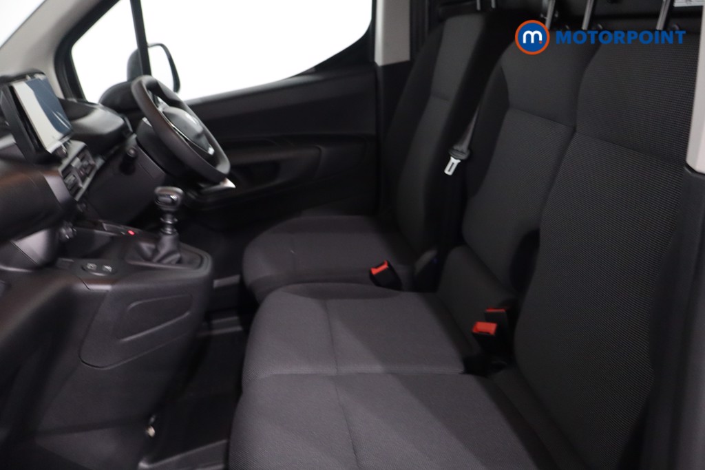 Peugeot Partner Professional Plus Manual Diesel Panel Van - Stock Number (1616395) - 4th supplementary image