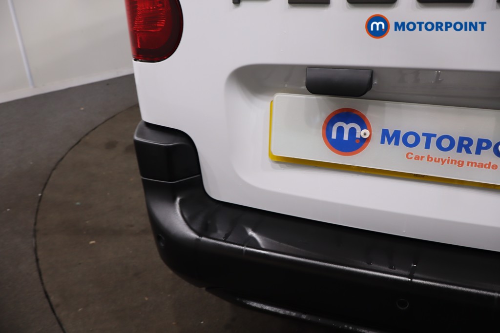 Peugeot Partner Professional Plus Manual Diesel Panel Van - Stock Number (1616395) - 30th supplementary image