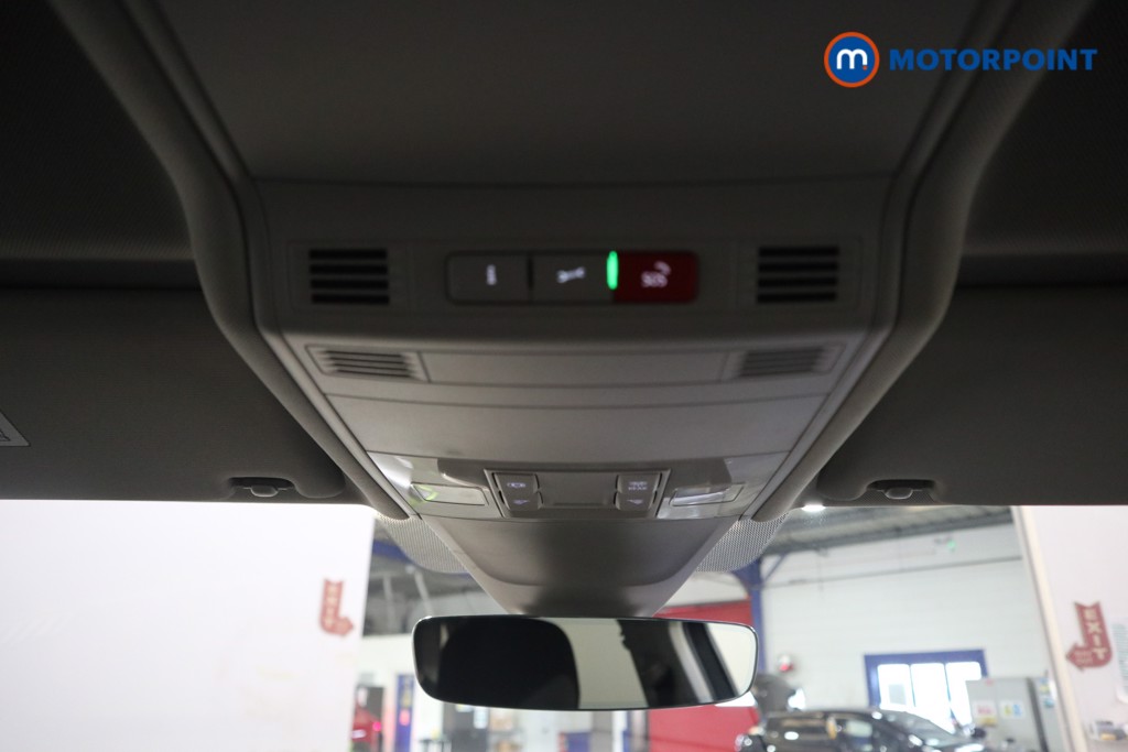 Volkswagen Tiguan Allspace Life Automatic Petrol SUV - Stock Number (1619366) - 12th supplementary image
