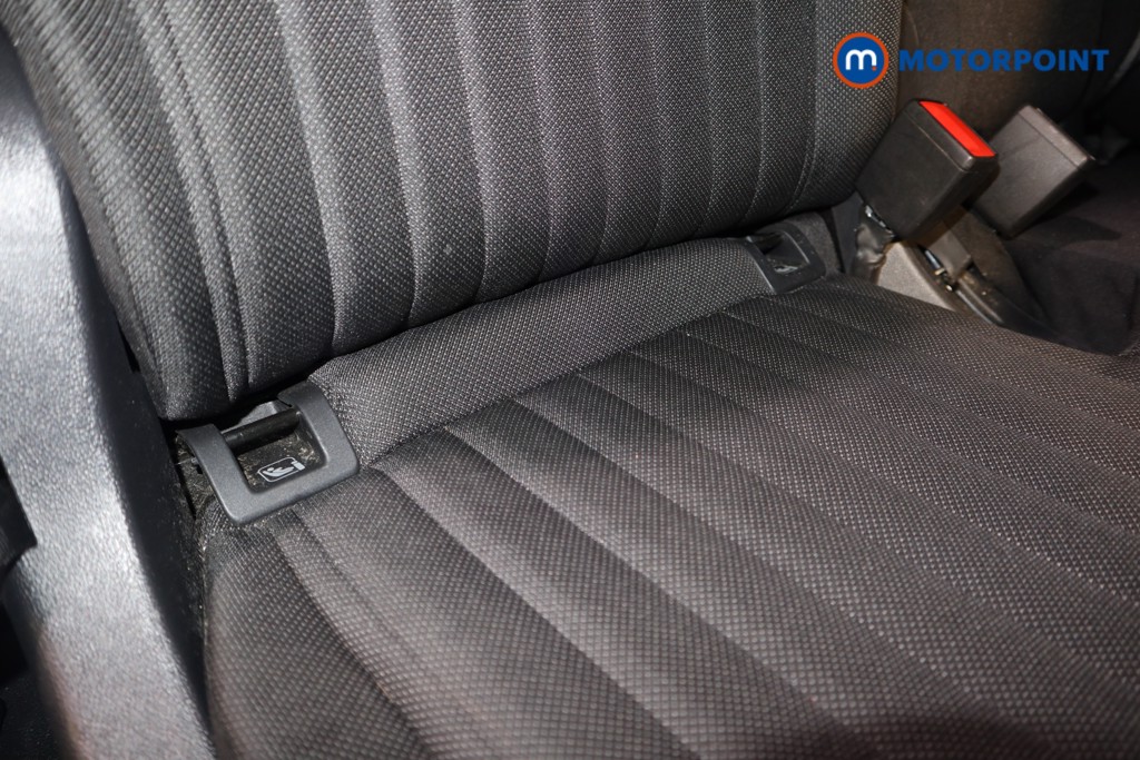 Volkswagen Tiguan Allspace Life Automatic Petrol SUV - Stock Number (1619366) - 19th supplementary image