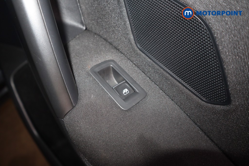 Volkswagen Tiguan Allspace Life Automatic Petrol SUV - Stock Number (1619366) - 22nd supplementary image