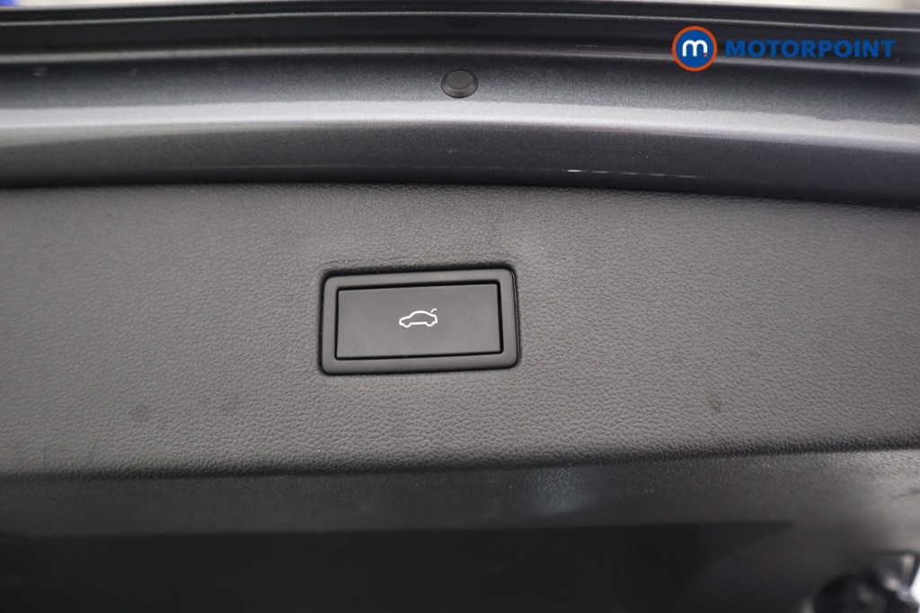 Volkswagen Tiguan Allspace Life Automatic Petrol SUV - Stock Number (1619366) - 24th supplementary image