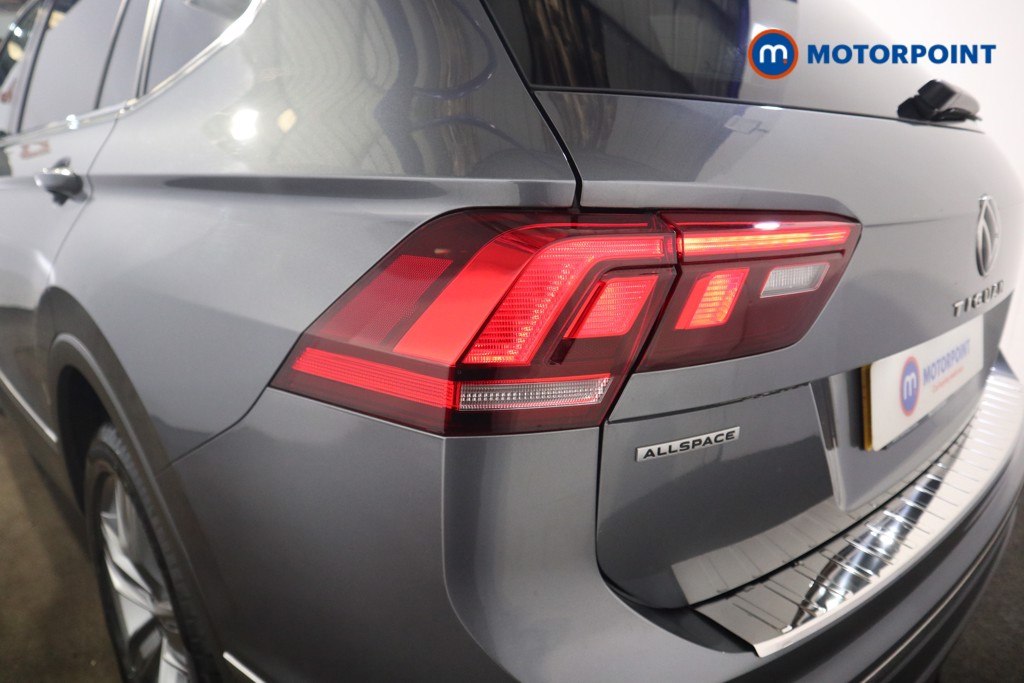 Volkswagen Tiguan Allspace Life Automatic Petrol SUV - Stock Number (1619366) - 32nd supplementary image