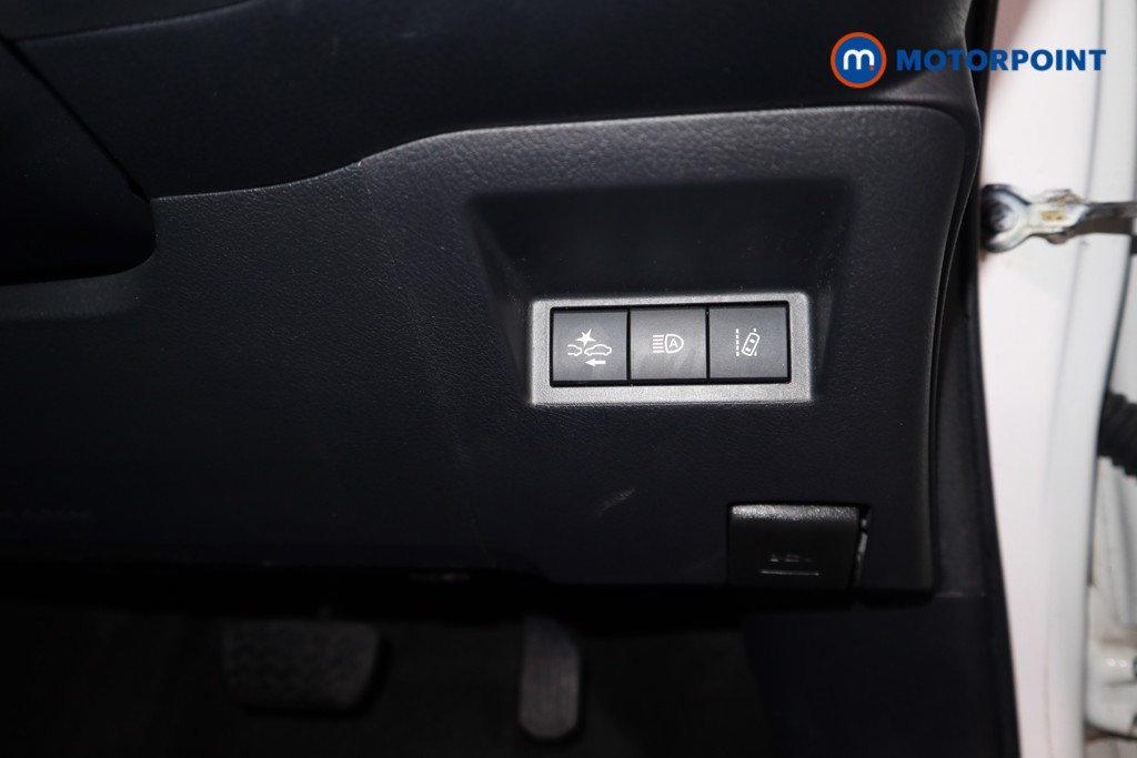 Toyota Yaris Icon Tech Automatic Petrol-Electric Hybrid Hatchback - Stock Number (1619764) - 13th supplementary image