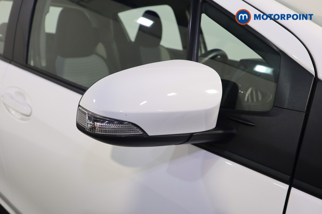 Toyota Yaris Icon Tech Automatic Petrol-Electric Hybrid Hatchback - Stock Number (1619764) - 31st supplementary image