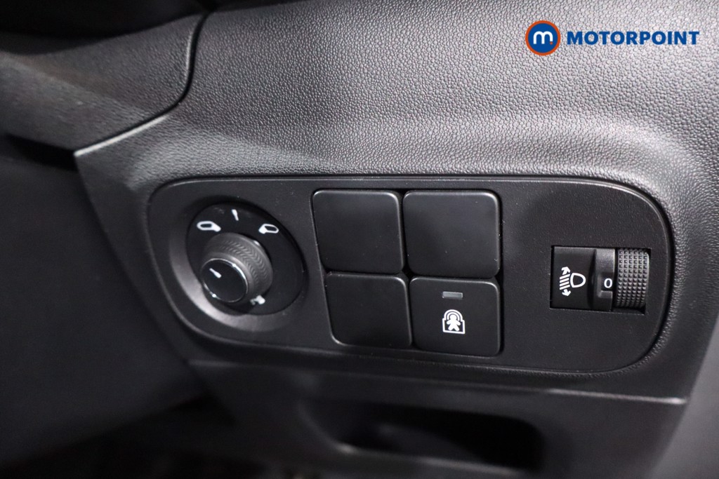 Citroen C3 Plus Manual Petrol Hatchback - Stock Number (1620541) - 17th supplementary image