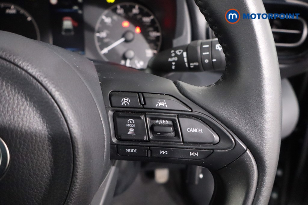 Toyota Yaris Icon Automatic Petrol-Electric Hybrid Hatchback - Stock Number (1621240) - 8th supplementary image