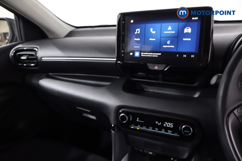 Toyota Yaris Icon Automatic Petrol-Electric Hybrid Hatchback - Stock Number (1621240) - 17th supplementary image