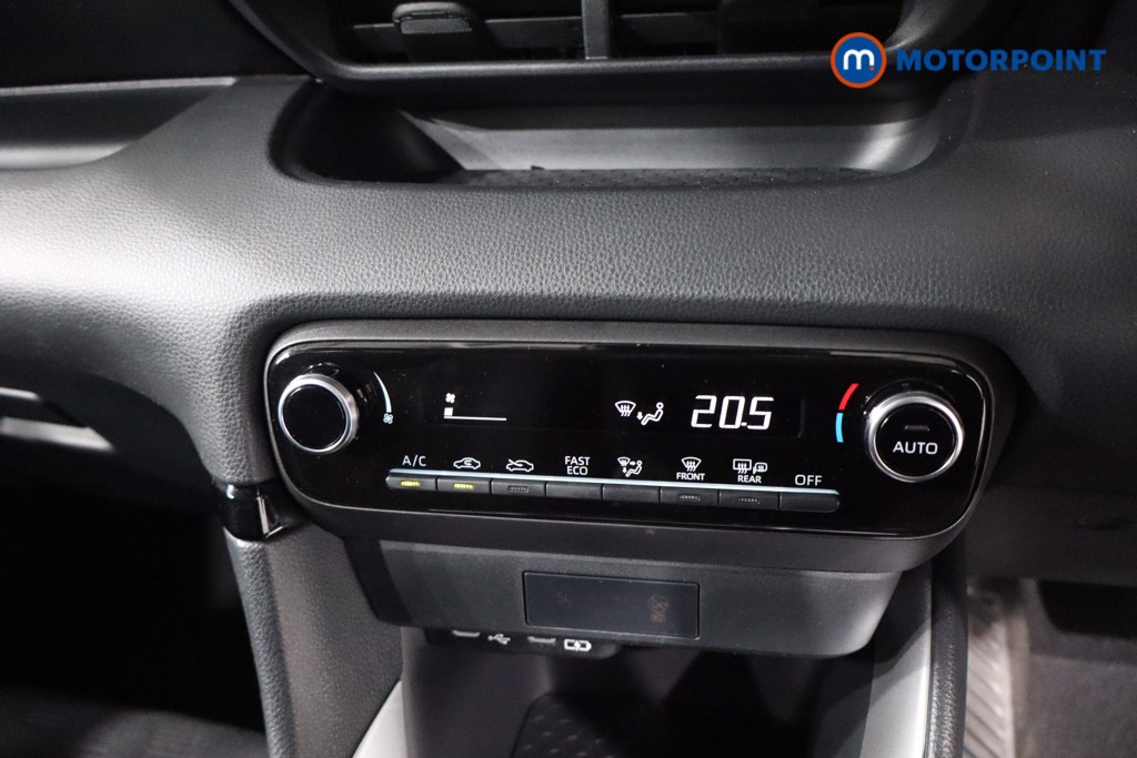 Toyota Yaris Icon Automatic Petrol-Electric Hybrid Hatchback - Stock Number (1621240) - 19th supplementary image