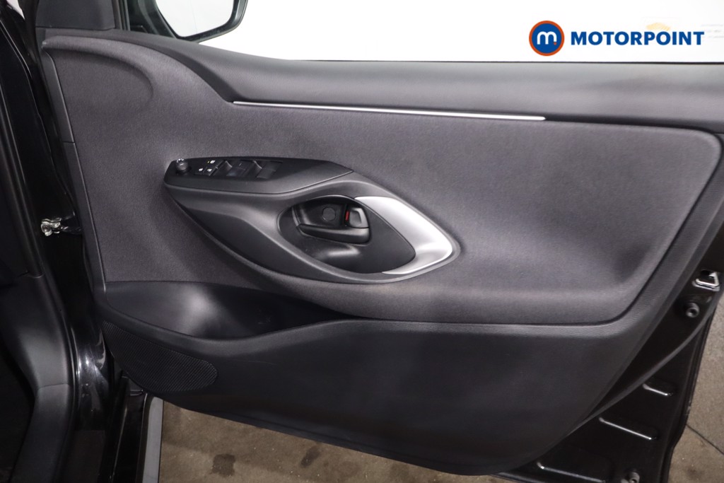 Toyota Yaris Icon Automatic Petrol-Electric Hybrid Hatchback - Stock Number (1621240) - 23rd supplementary image