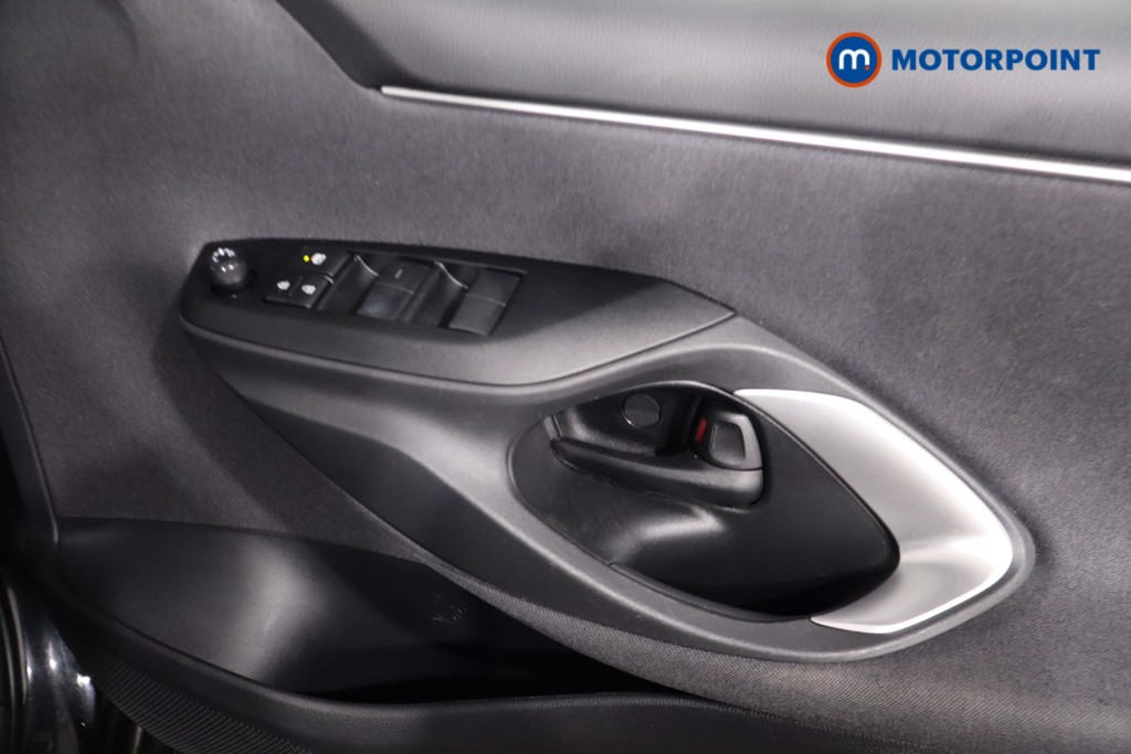 Toyota Yaris Icon Automatic Petrol-Electric Hybrid Hatchback - Stock Number (1621240) - 24th supplementary image