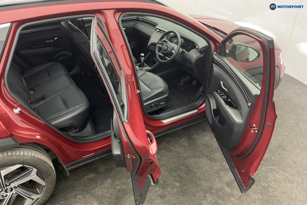 Hyundai Tucson Ultimate Manual Petrol SUV - Stock Number (1621301) - 6th supplementary image