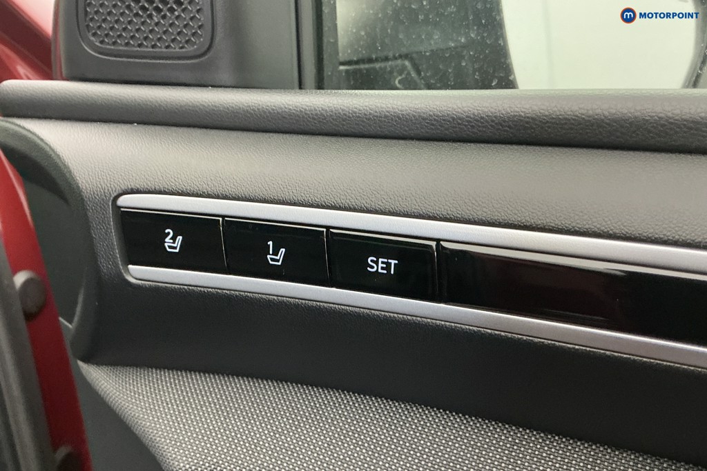 Hyundai Tucson Ultimate Manual Petrol SUV - Stock Number (1621301) - 32nd supplementary image