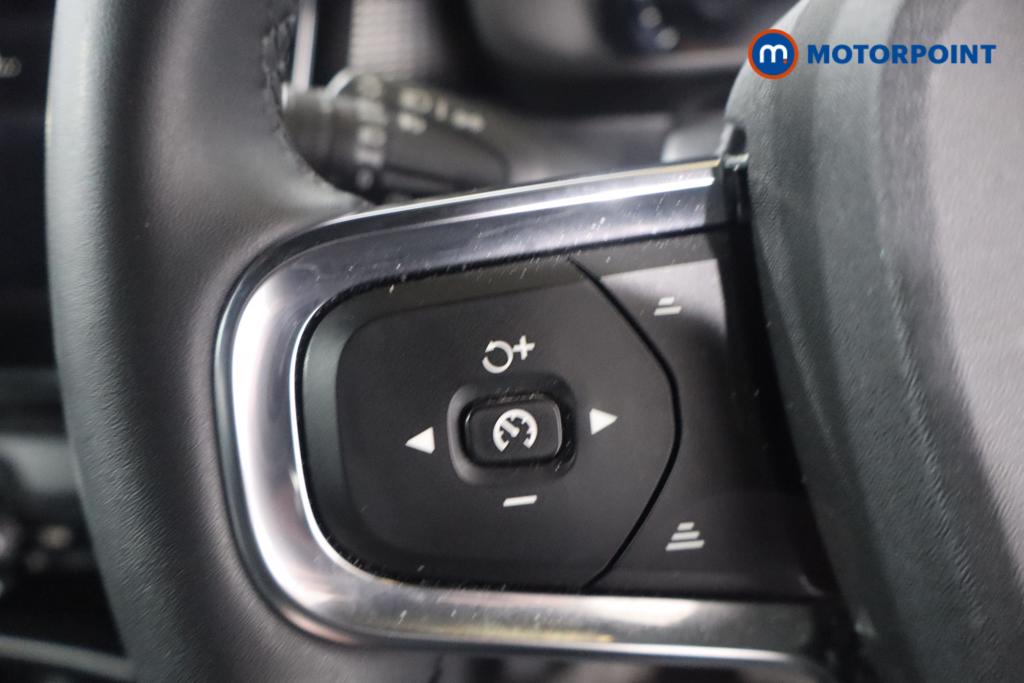 Volvo Xc40 R Design Automatic Petrol SUV - Stock Number (1621407) - 14th supplementary image