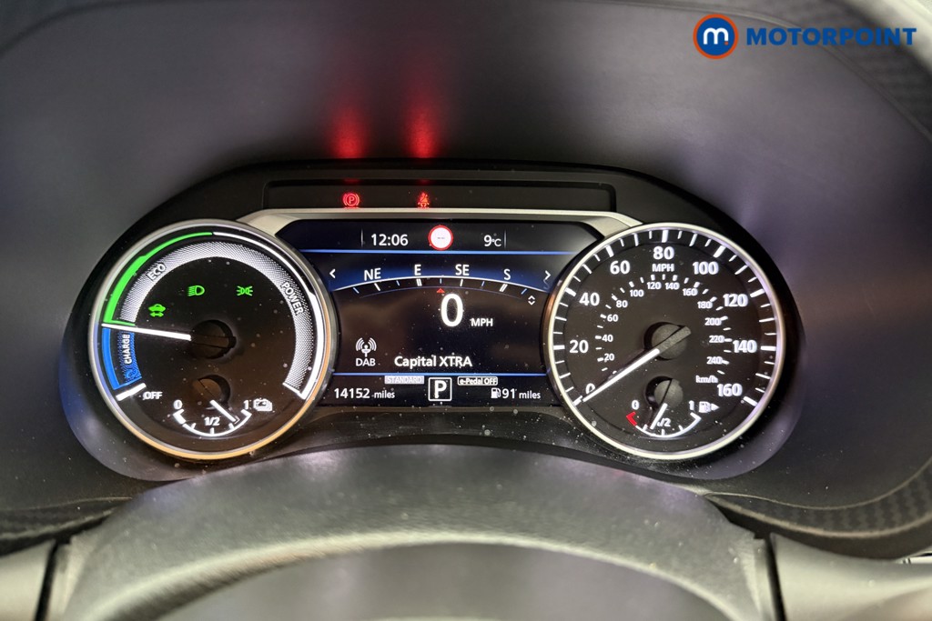 Nissan Juke N-Connecta Automatic Petrol-Electric Hybrid SUV - Stock Number (1621979) - 4th supplementary image