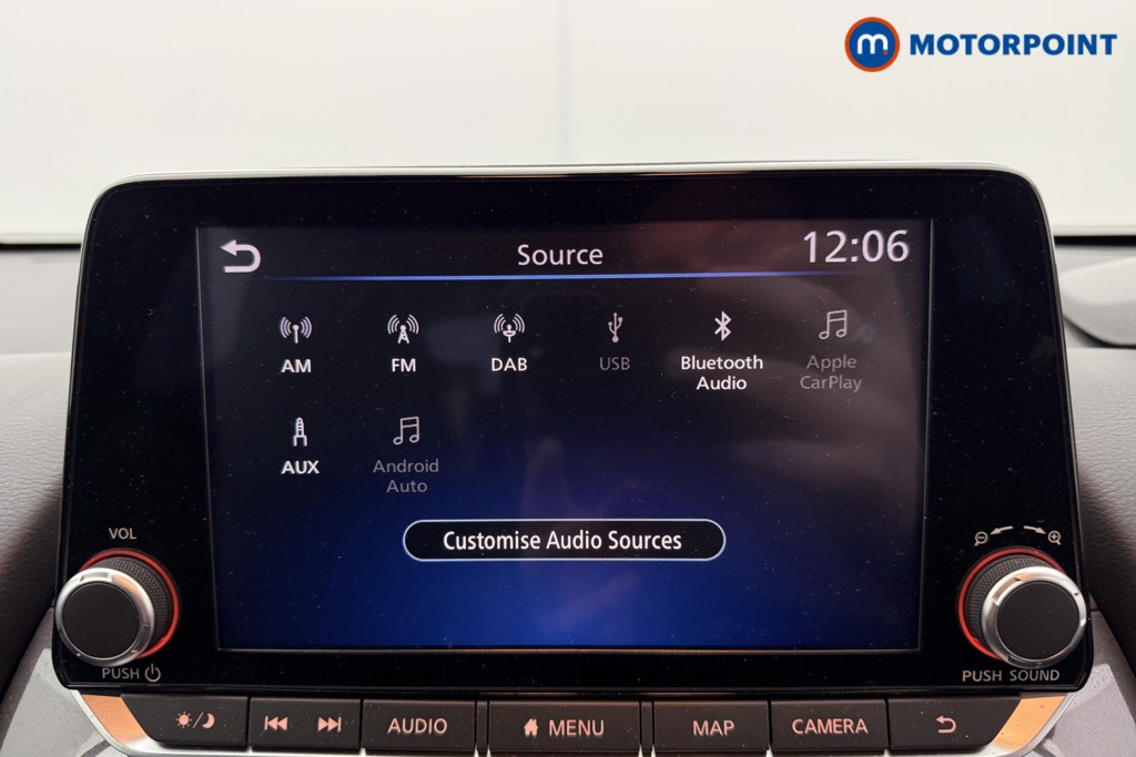 Nissan Juke N-Connecta Automatic Petrol-Electric Hybrid SUV - Stock Number (1621979) - 6th supplementary image