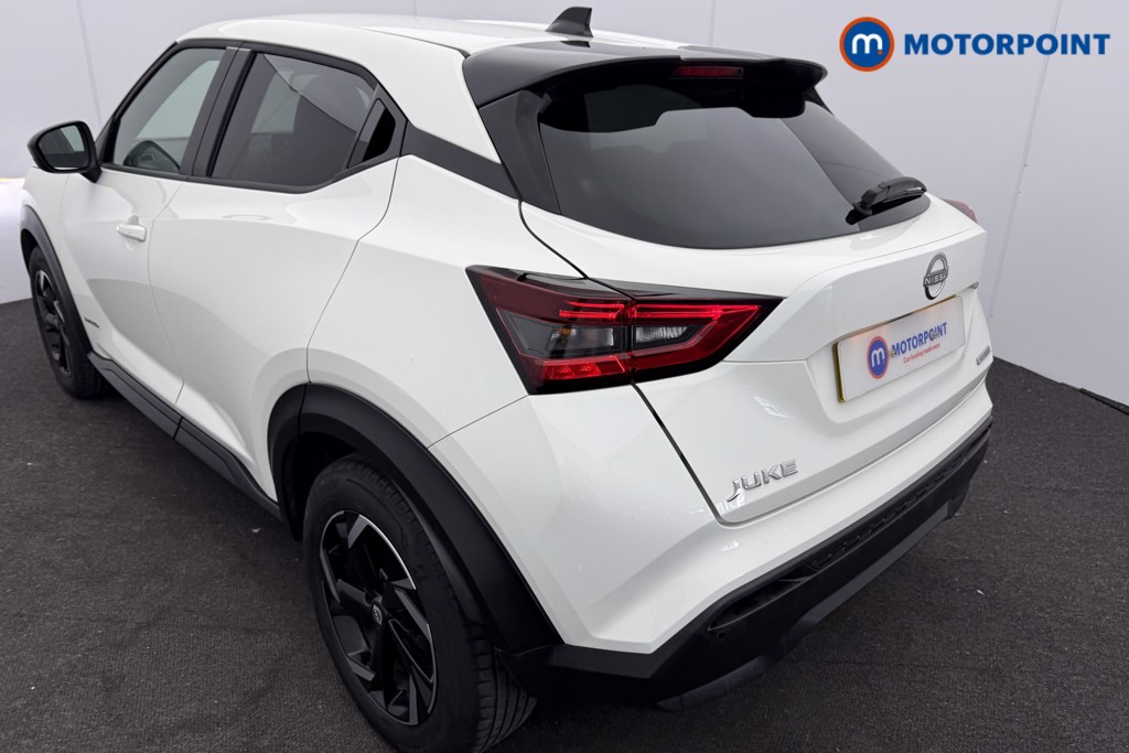 Nissan Juke N-Connecta Automatic Petrol-Electric Hybrid SUV - Stock Number (1621979) - 22nd supplementary image