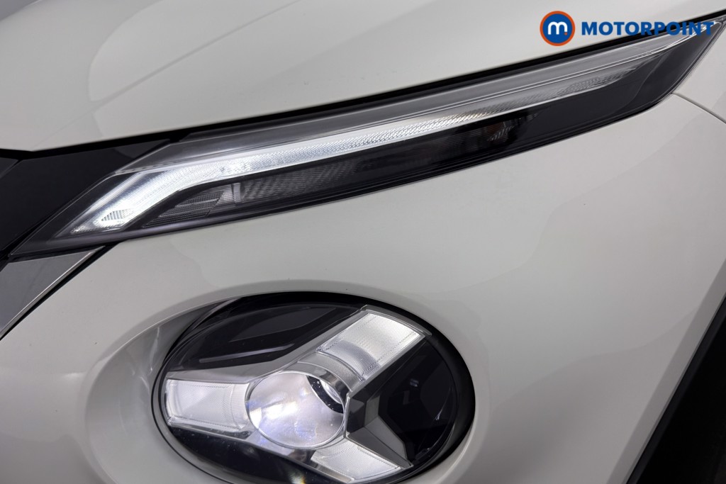 Nissan Juke N-Connecta Automatic Petrol-Electric Hybrid SUV - Stock Number (1621979) - 23rd supplementary image