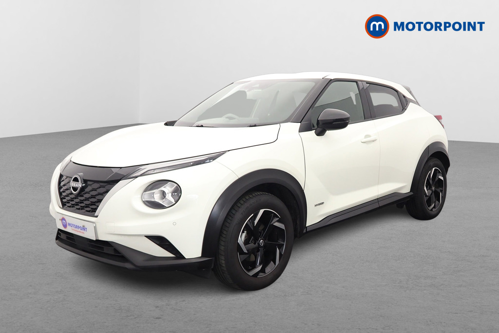 Nissan Juke N-Connecta Automatic Petrol-Electric Hybrid SUV - Stock Number (1621979) - Passenger side front corner