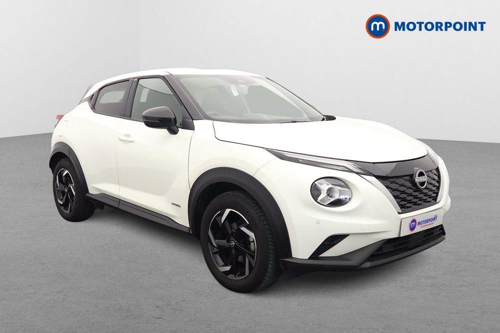 Nissan Juke N-Connecta Automatic Petrol-Electric Hybrid SUV - Stock Number (1621979) - Drivers side front corner