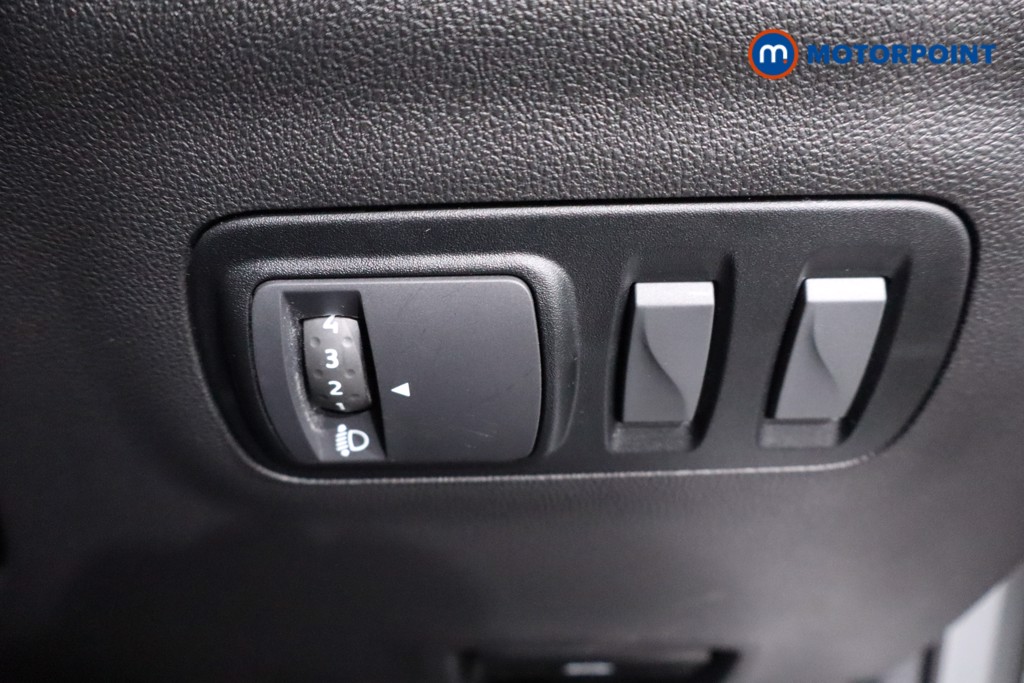 Renault Kadjar Dynamique Nav Manual Petrol SUV - Stock Number (1622022) - 17th supplementary image