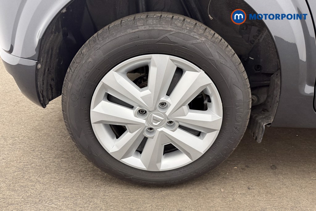 Dacia Sandero Comfort Manual Petrol Hatchback - Stock Number (1622347) - 21st supplementary image