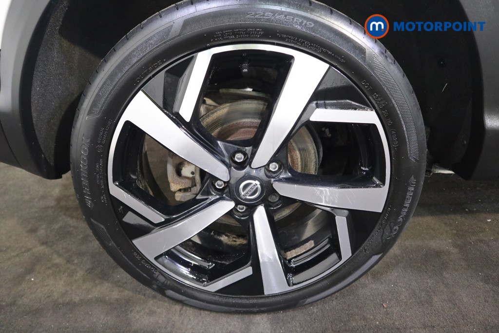 Nissan Qashqai N-Motion Manual Petrol SUV - Stock Number (1622370) - 24th supplementary image