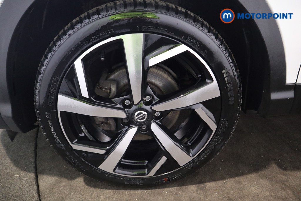 Nissan Qashqai N-Motion Manual Petrol SUV - Stock Number (1622370) - 26th supplementary image
