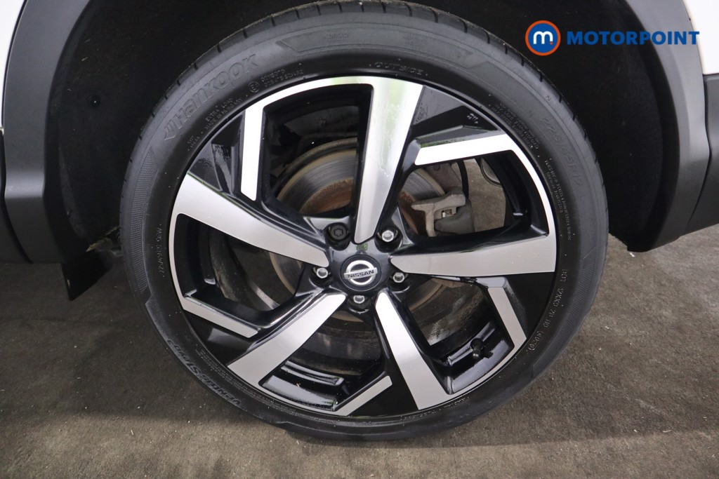 Nissan Qashqai N-Motion Manual Petrol SUV - Stock Number (1622370) - 27th supplementary image